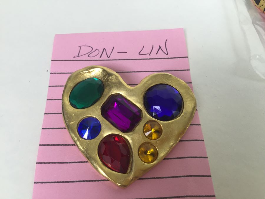 Vintage Lot Of Signed Costume Jewelry Boucher, ART, Lisner, Napier [Photo 8]