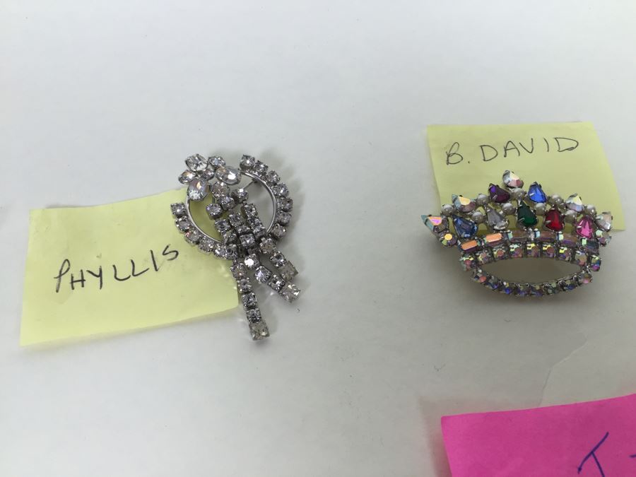 Vintage Lot Of Signed Costume Jewelry Boucher, ART, Lisner, Napier [Photo 16]