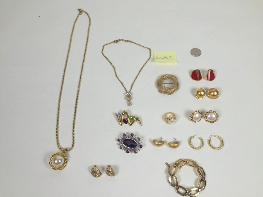 Vintage Monet Costume Jewelry Lot [Photo 1]