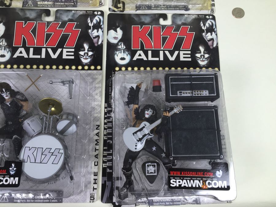 KISS Action Figures McFarlane Toys 'Opened Packaging' Gene Simmons Is Missing Light Vintage 2000 [Photo 3]