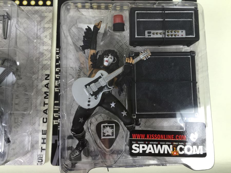 KISS Action Figures McFarlane Toys 'Opened Packaging' Gene Simmons Is Missing Light Vintage 2000 [Photo 13]