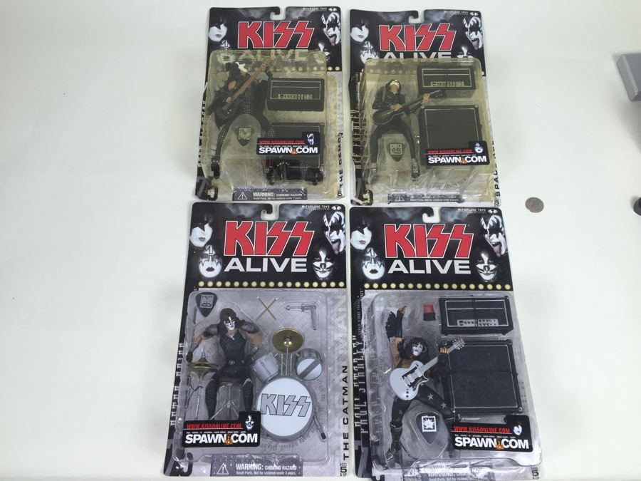 KISS Action Figures McFarlane Toys 'Opened Packaging' Gene Simmons Is Missing Light Vintage 2000