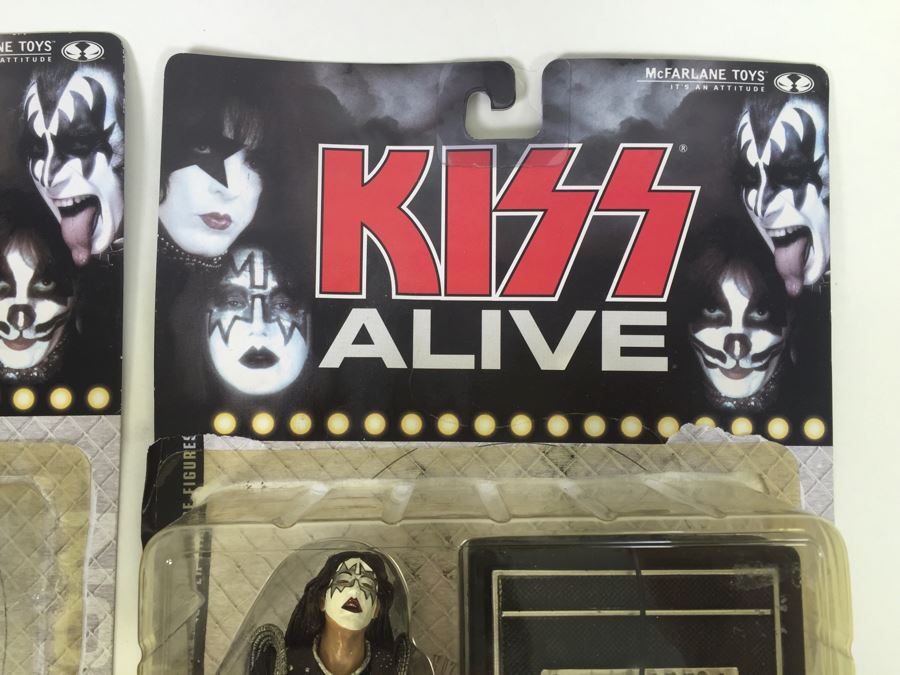 KISS Action Figures McFarlane Toys 'Opened Packaging' Gene Simmons Is Missing Light Vintage 2000 [Photo 12]