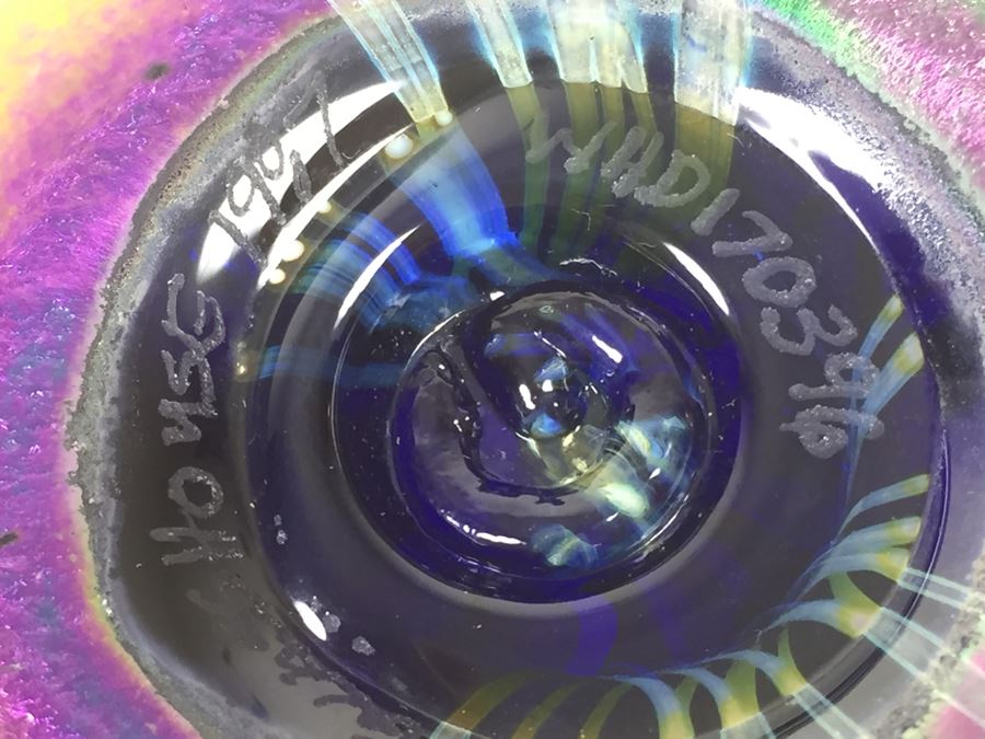Signed Vintage 1987 Glasshouse Iridescent Studio Art Glass Paperweight [Photo 3]