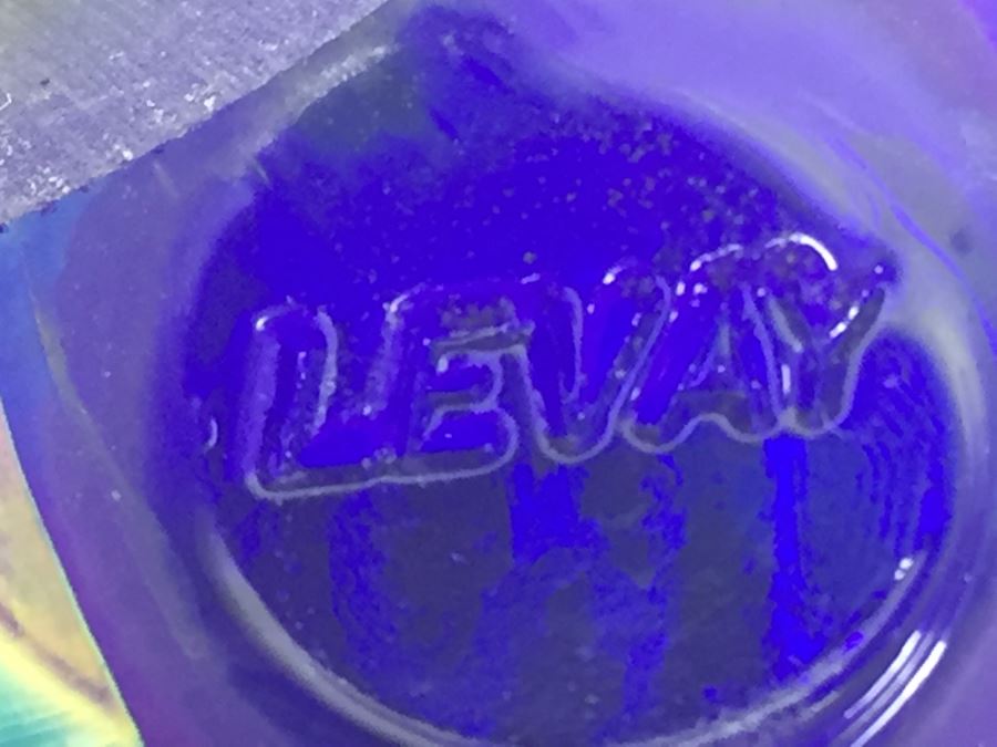 Levay Iridescent Studio Art Glass Egg Shaped Paperweight [Photo 11]