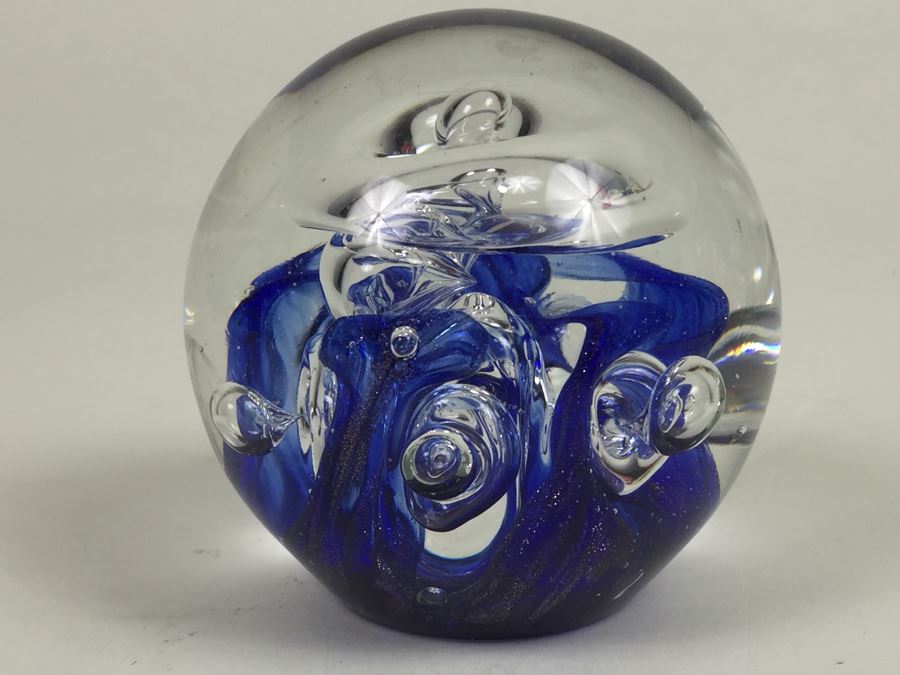 Dynasty Gallery Art Glass Paperweight