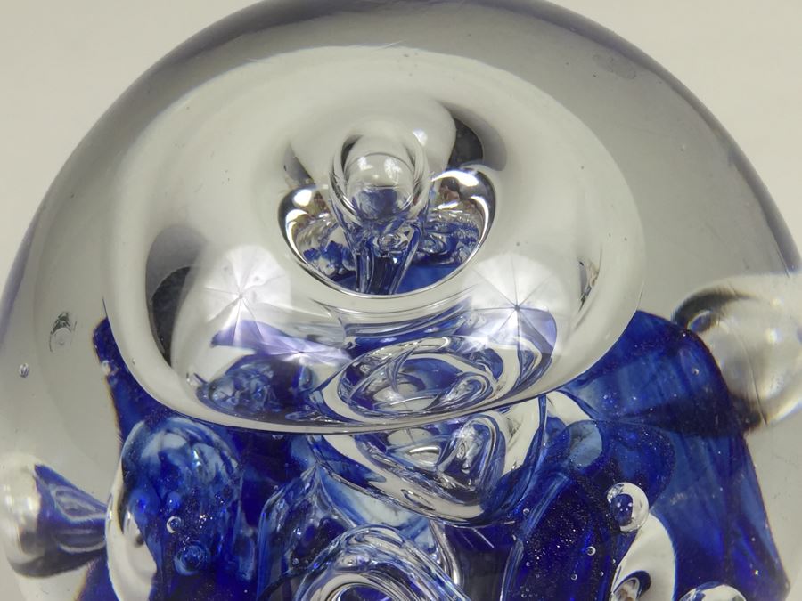 Dynasty Gallery Art Glass Paperweight [Photo 16]