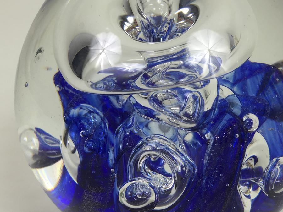 Dynasty Gallery Art Glass Paperweight [Photo 15]