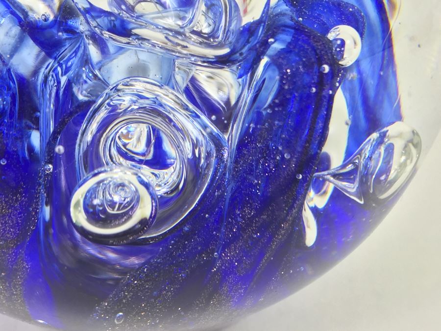 Dynasty Gallery Art Glass Paperweight [Photo 13]