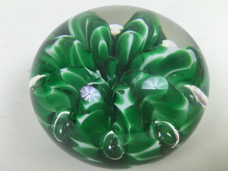 Signed Art Glass Paper Weight [Photo 4]