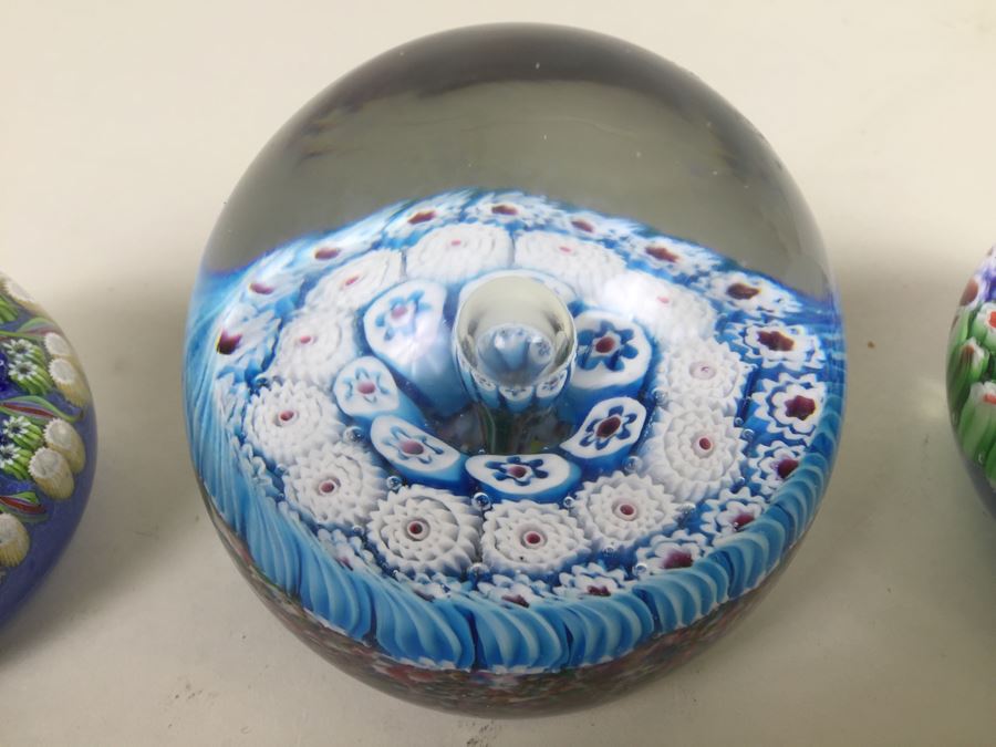 (3) Millefleur Art Glass Paper Weight Lot [Photo 9]