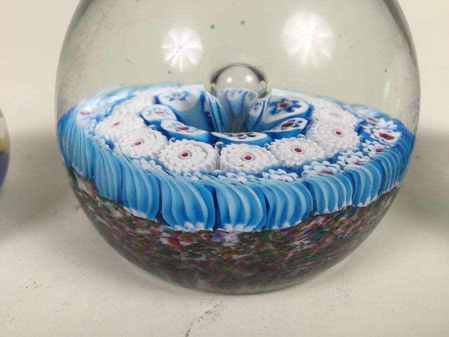 (3) Millefleur Art Glass Paper Weight Lot [Photo 8]