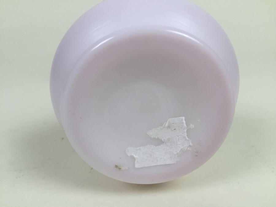 Fenton Art Glass Peach Crest Fluted Vase [Photo 8]