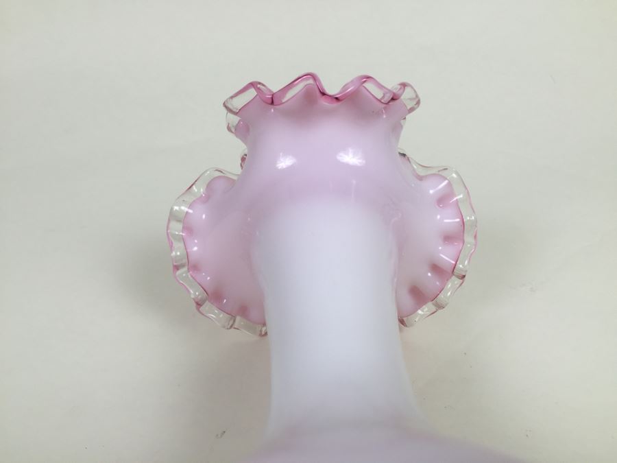 Fenton Art Glass Peach Crest Fluted Vase [Photo 9]