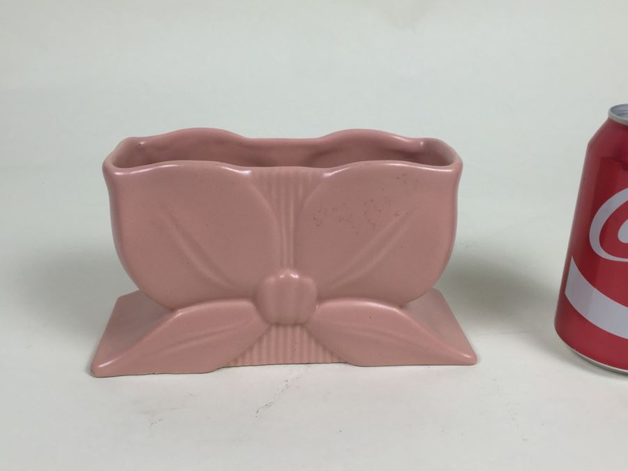 Abingdon Art Deco Bow Planter #462 In Pink
