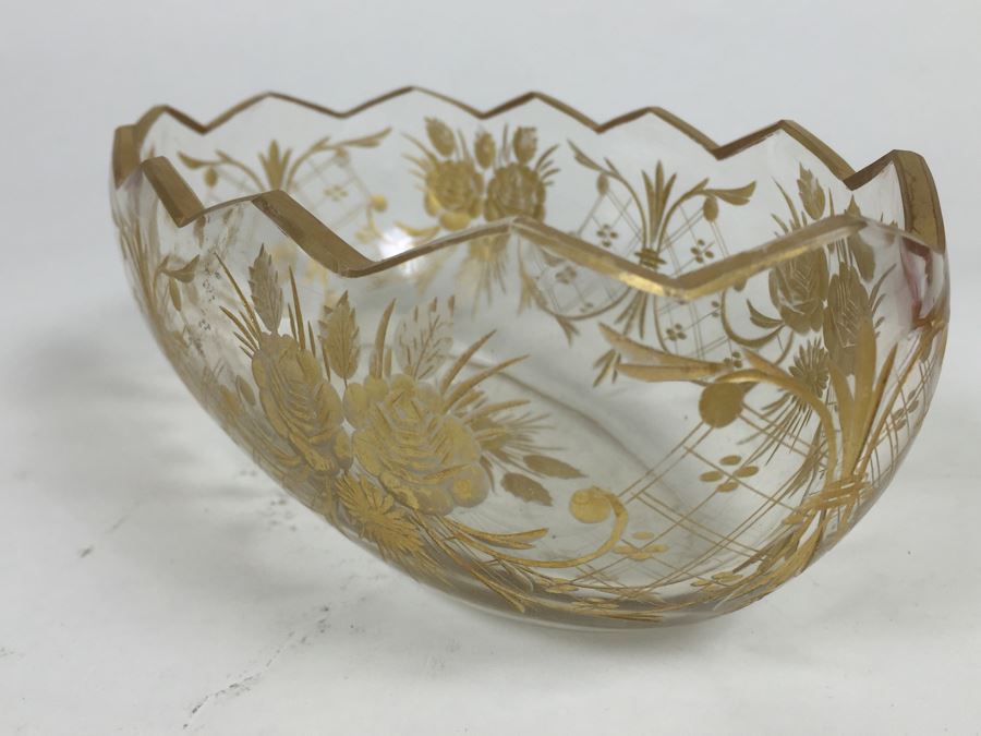 Etched Bowl With Gold Detailing [Photo 3]