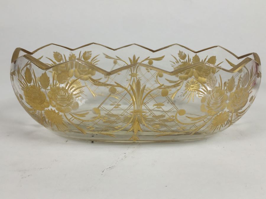 Etched Bowl With Gold Detailing [Photo 4]