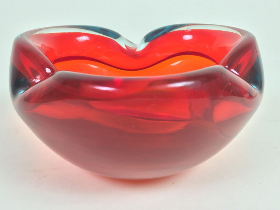 Red Murano Art Glass Ashtray [Photo 2]