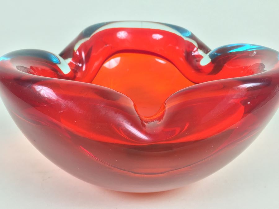 Red Murano Art Glass Ashtray [Photo 3]