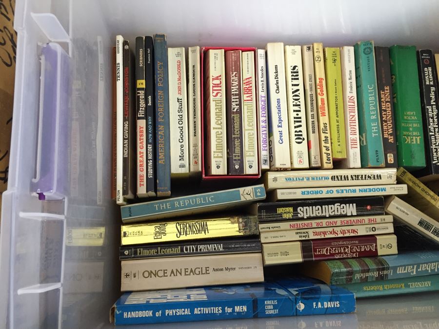 HUGE Lot Of Paperback Novels Books Mostly Fiction [Photo 19]