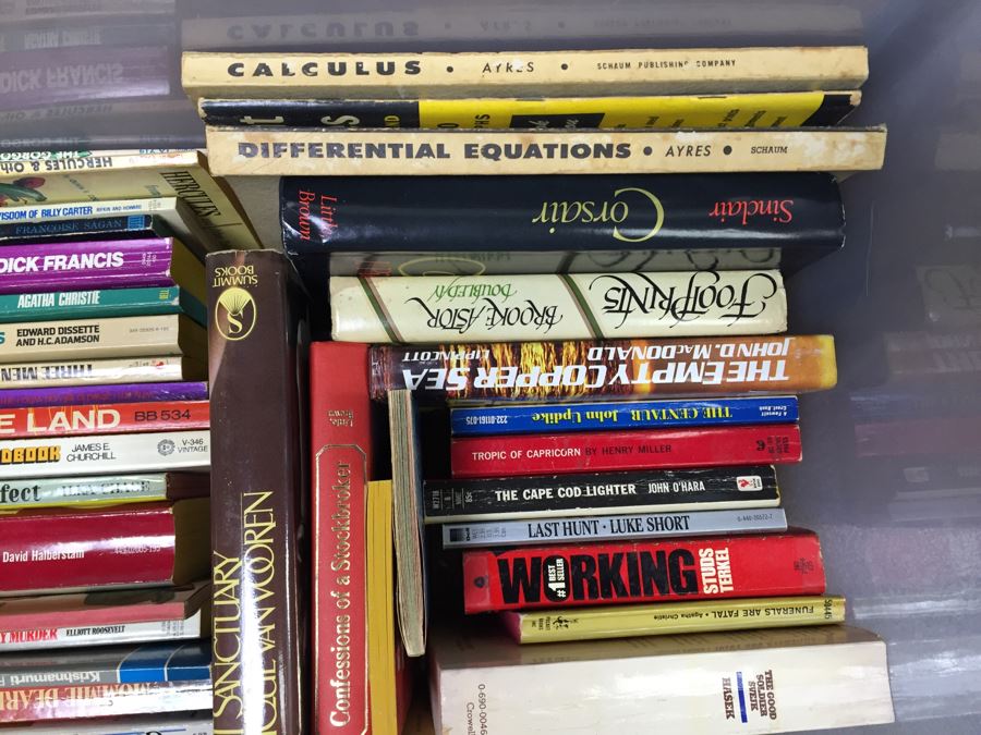 HUGE Lot Of Paperback Novels Books Mostly Fiction [Photo 9]