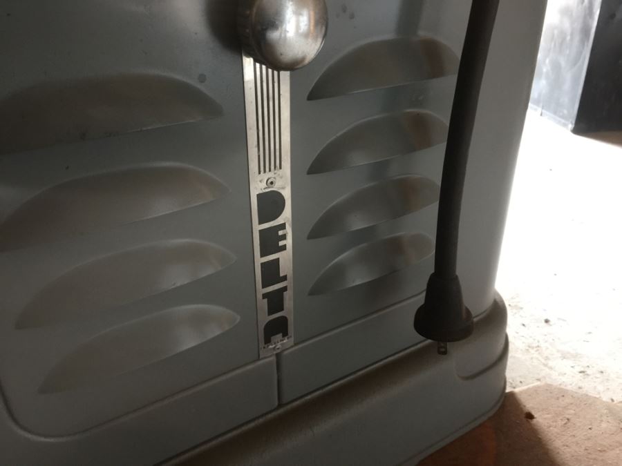 Art Deco Industrial Delta Unisaw Table Saw From Delta Mfg Co. Milwaukee, WI U.S.A. [Photo 4]