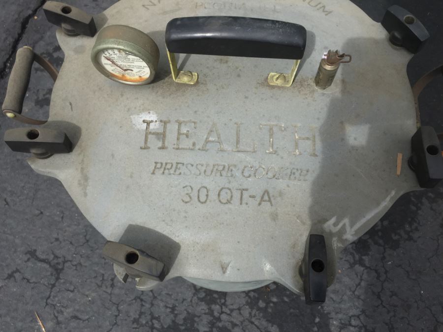 Vintage Health Pressure Cooker 30 QT.-A National Aluminum Mfg Co Peoria, Ill [Photo 2]