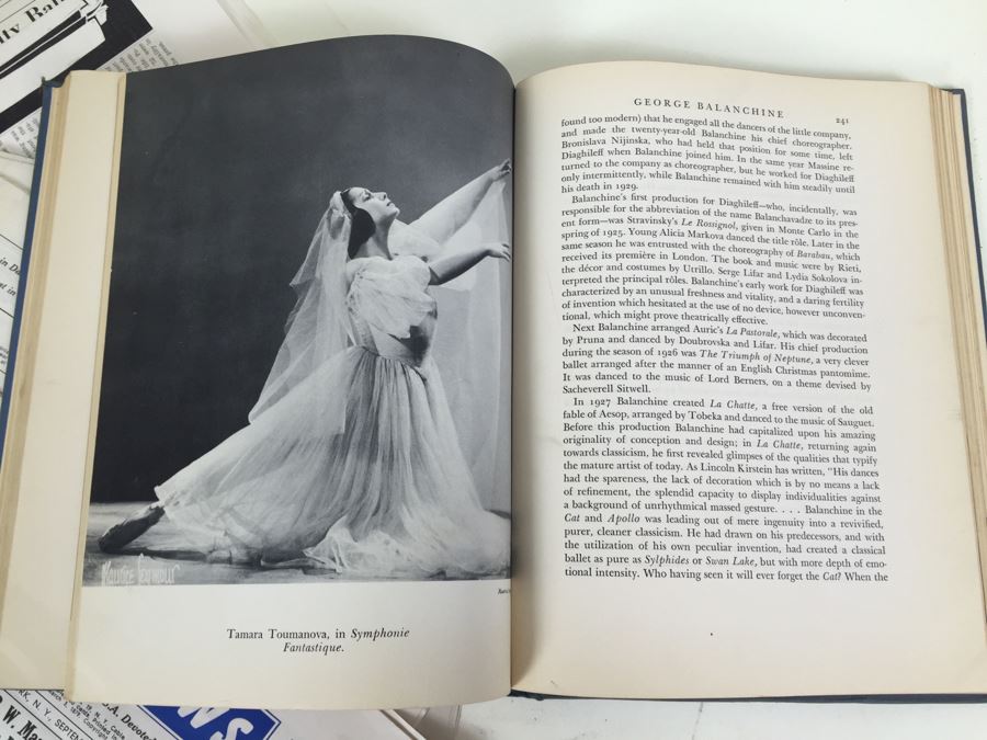 Signed Vera-Ellen Photograph, The Dance Book By John Martin, Merle Armitage Dance Memoranda Book, Artists Of The Dance Book By Lillian Moore And Dance News [Photo 14]