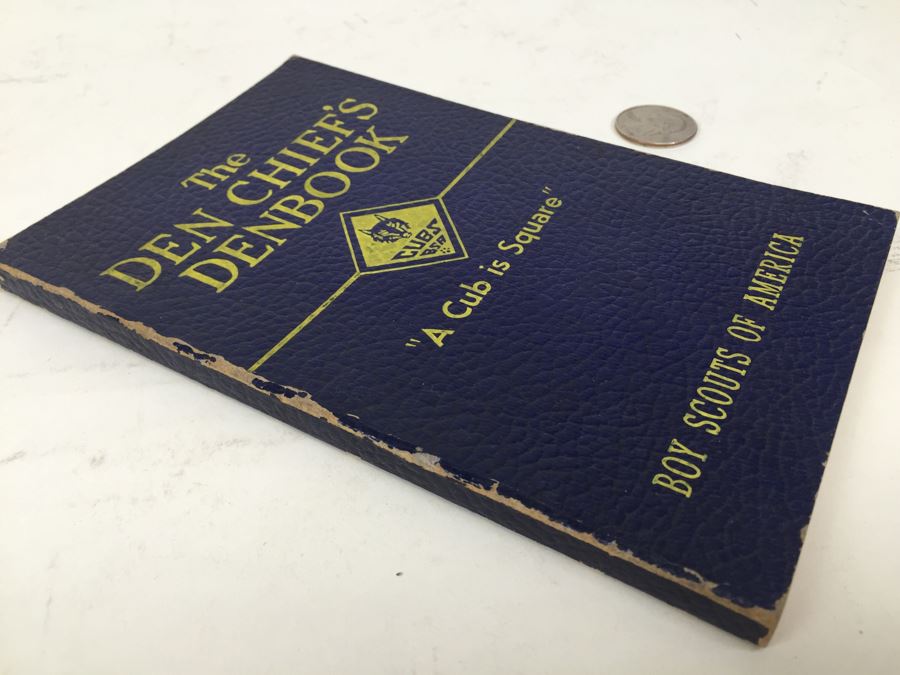 The Den Chief's Denbook Boy Scouts Of America 1937 And Patrol Leader's Program Notebook [Photo 3]