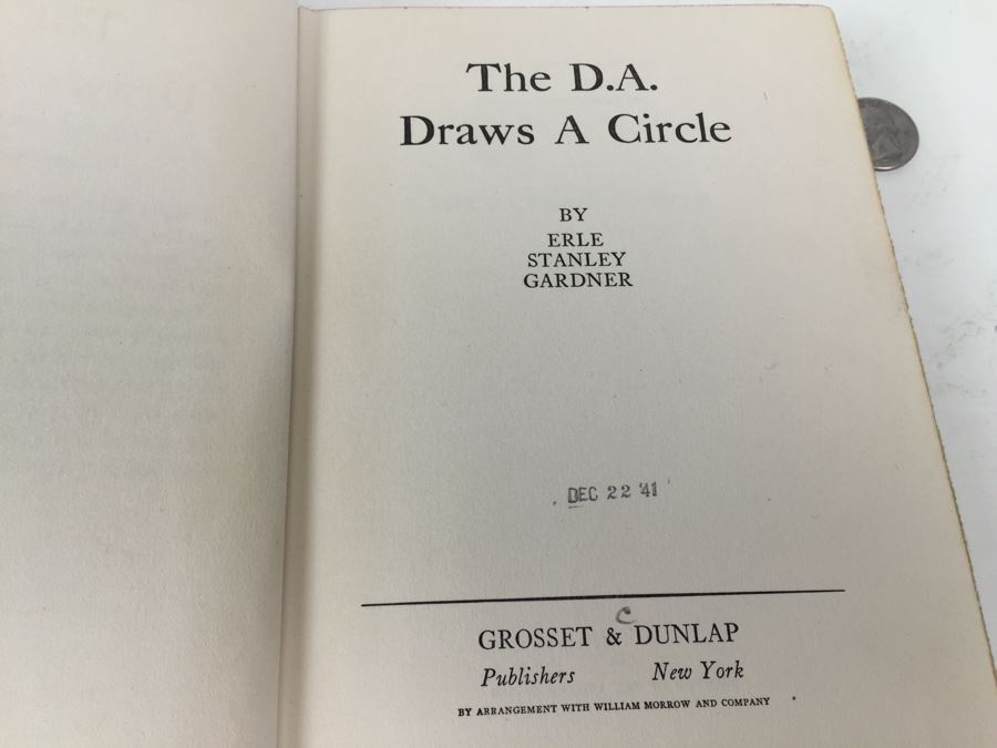 The D.A. Draws A Circle Book By Erle Stanley Gardner 1939 [Photo 2]