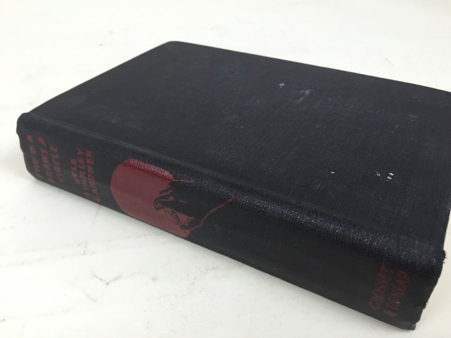 The D.A. Draws A Circle Book By Erle Stanley Gardner 1939 [Photo 1]