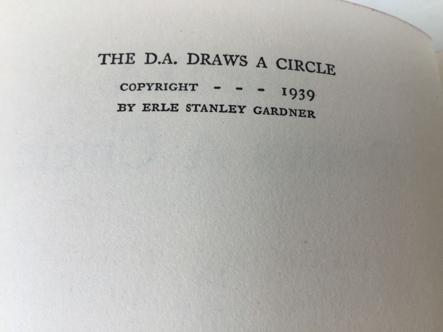 The D.A. Draws A Circle Book By Erle Stanley Gardner 1939 [Photo 3]