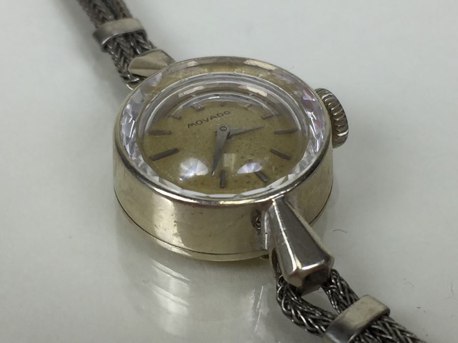 14K Gold MOVADO Women's Watch With Gold Filled Watch Band 9.9g [Photo 5]