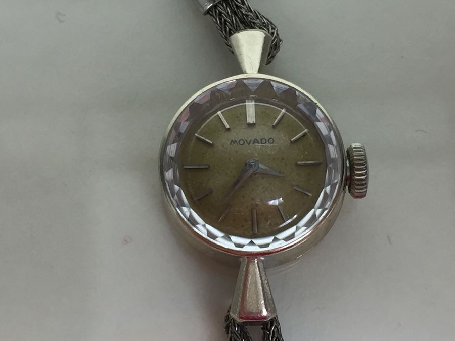 14K Gold MOVADO Women's Watch With Gold Filled Watch Band 9.9g [Photo 2]