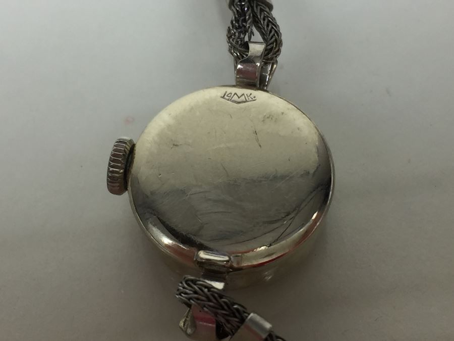 14K Gold MOVADO Women's Watch With Gold Filled Watch Band 9.9g [Photo 8]