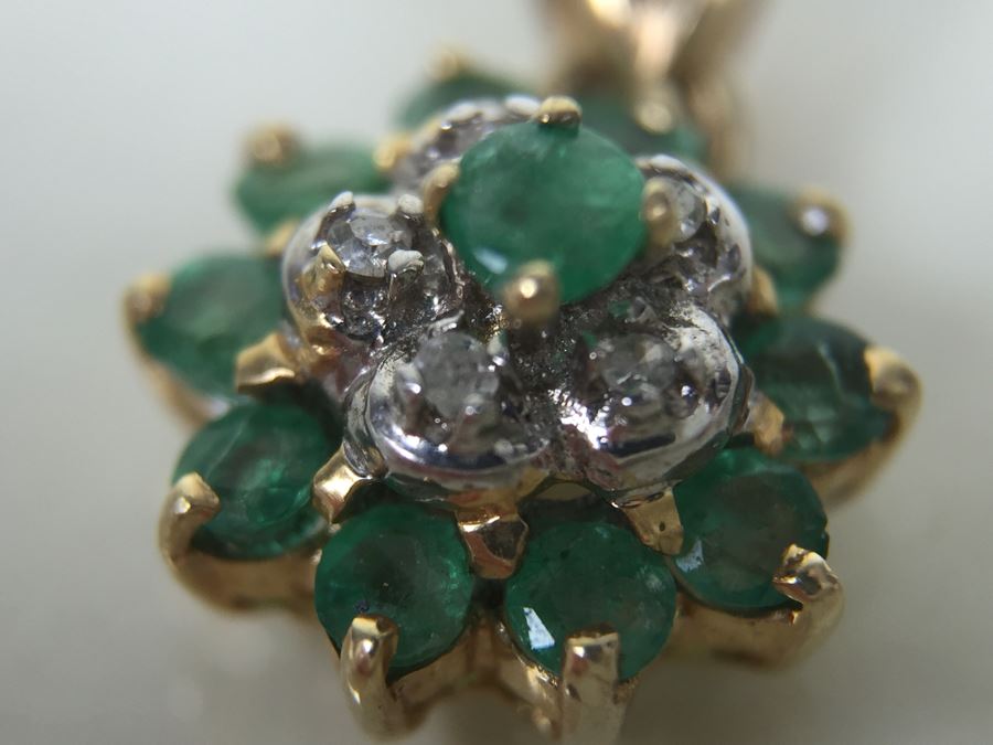 14K Gold Pendant With Diamonds And Green Stones 1.1g [Photo 6]