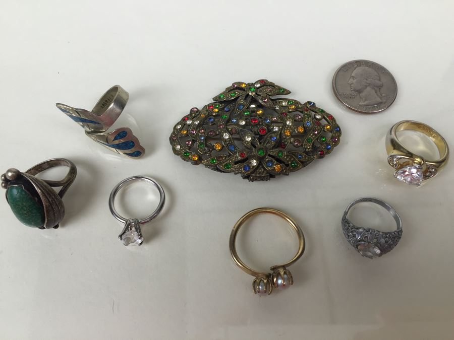 Jewelry Lot With Old Turquoise Ring (Mostly Costume Rings) [Photo 4]