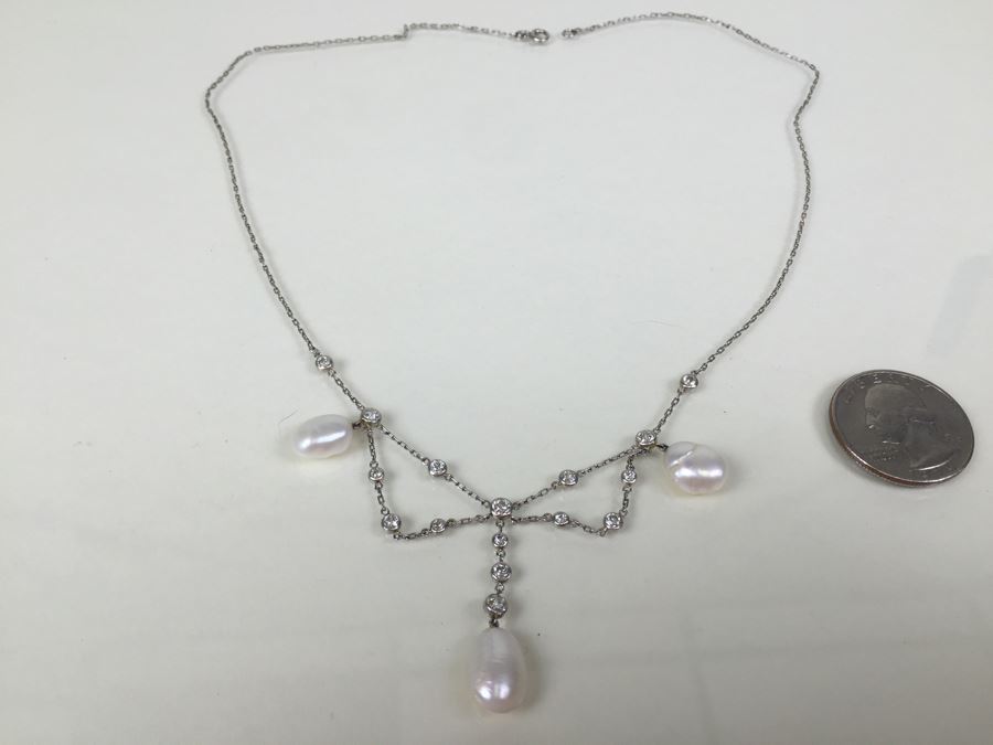 Stunning 18K Necklace With Diamonds And Pearls 8g