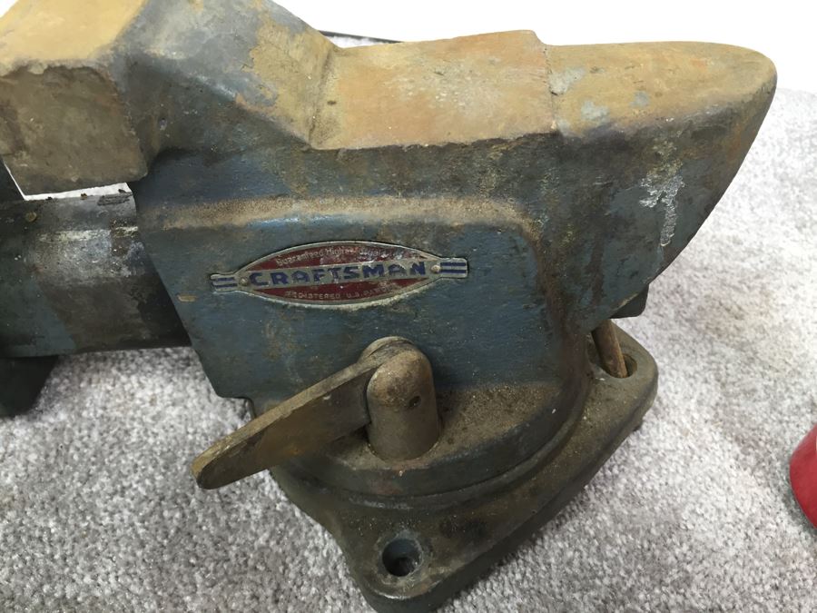 JUST ADDED - Vintage Craftsman Bench Vise [Photo 5]