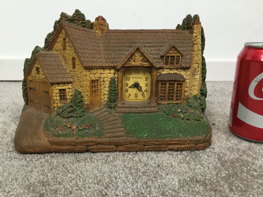 Vintage Clock Homestead By Lux Clock Co., Waterbury, Conn. [Photo 1]