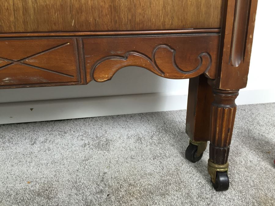 Queen Size Wooden Bed On Casters [Photo 3]