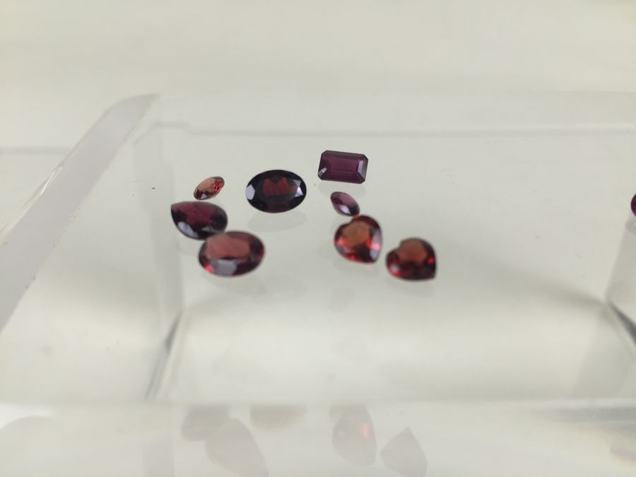 Assorted Garnet Gemstones [Photo 16]