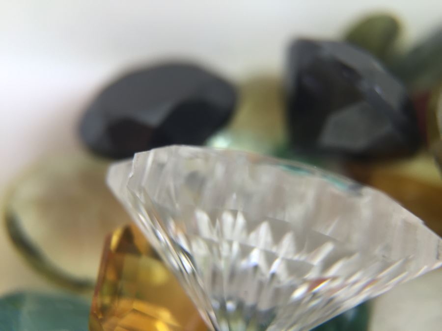 35.00CT Assorted Gemstones [Photo 25]