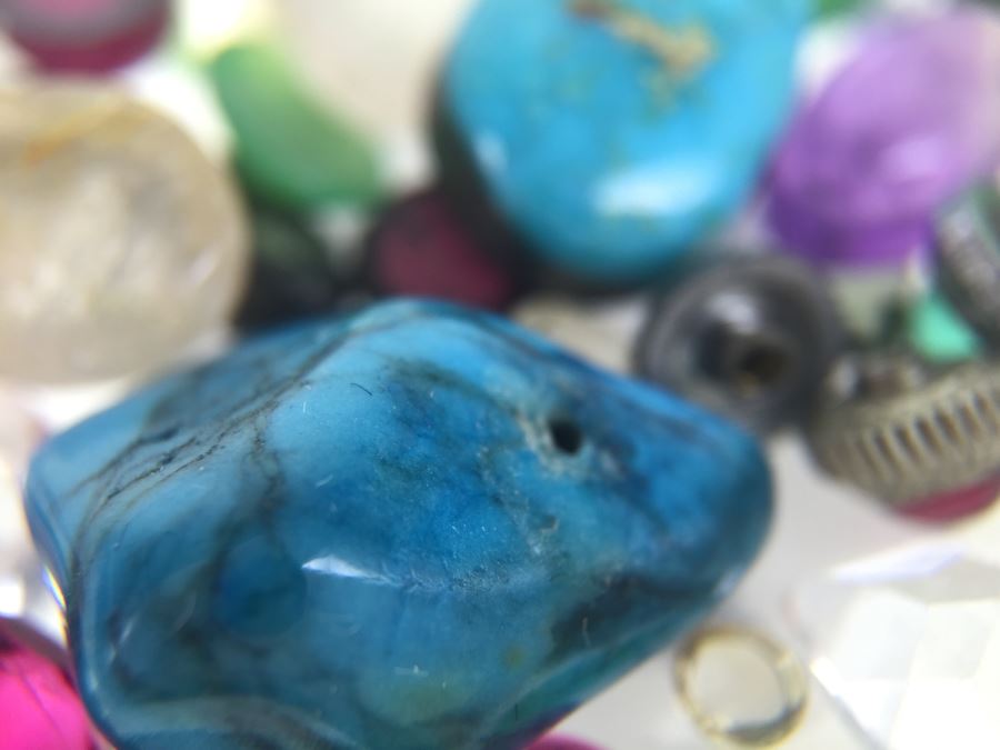 30.60CT Assorted Gemstones [Photo 17]