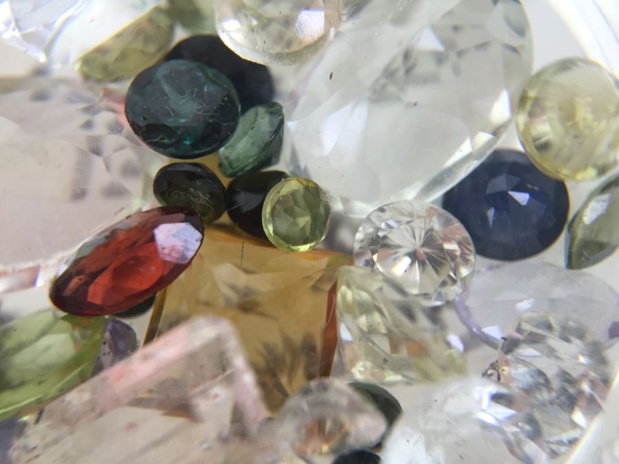 17.30CT Assorted Gemstones [Photo 24]