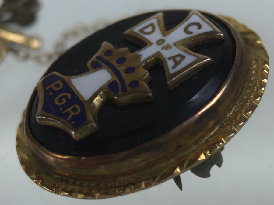 10K Gold Pin [Photo 14]