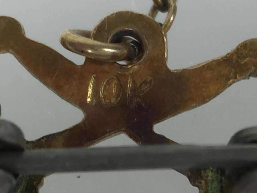 10K Gold Pin [Photo 12]