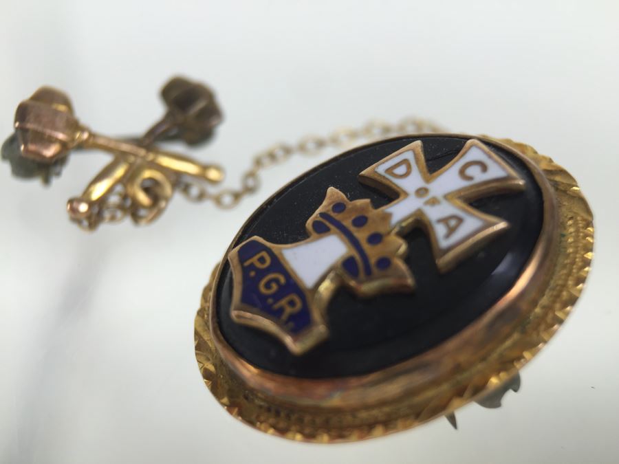 10K Gold Pin [Photo 2]