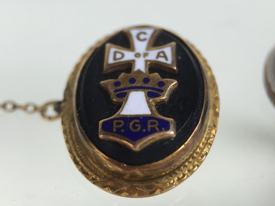 10K Gold Pin [Photo 7]