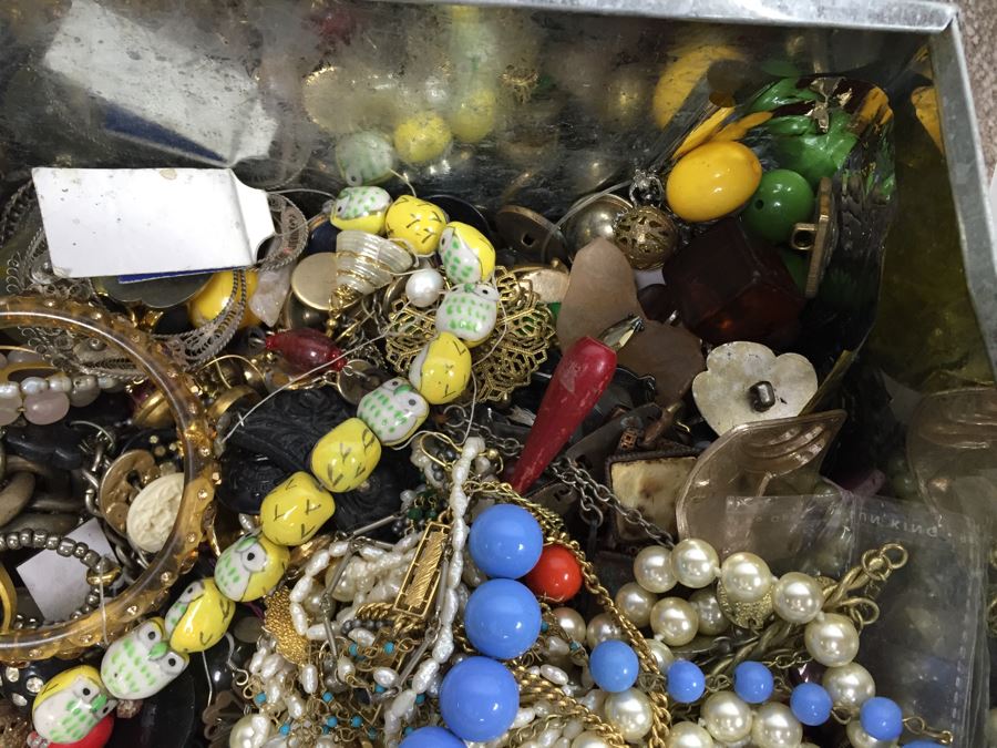 Huge Crafters Mixed Lot [Photo 9]